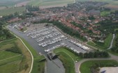 Brouwershaven luchtfoto.jpg